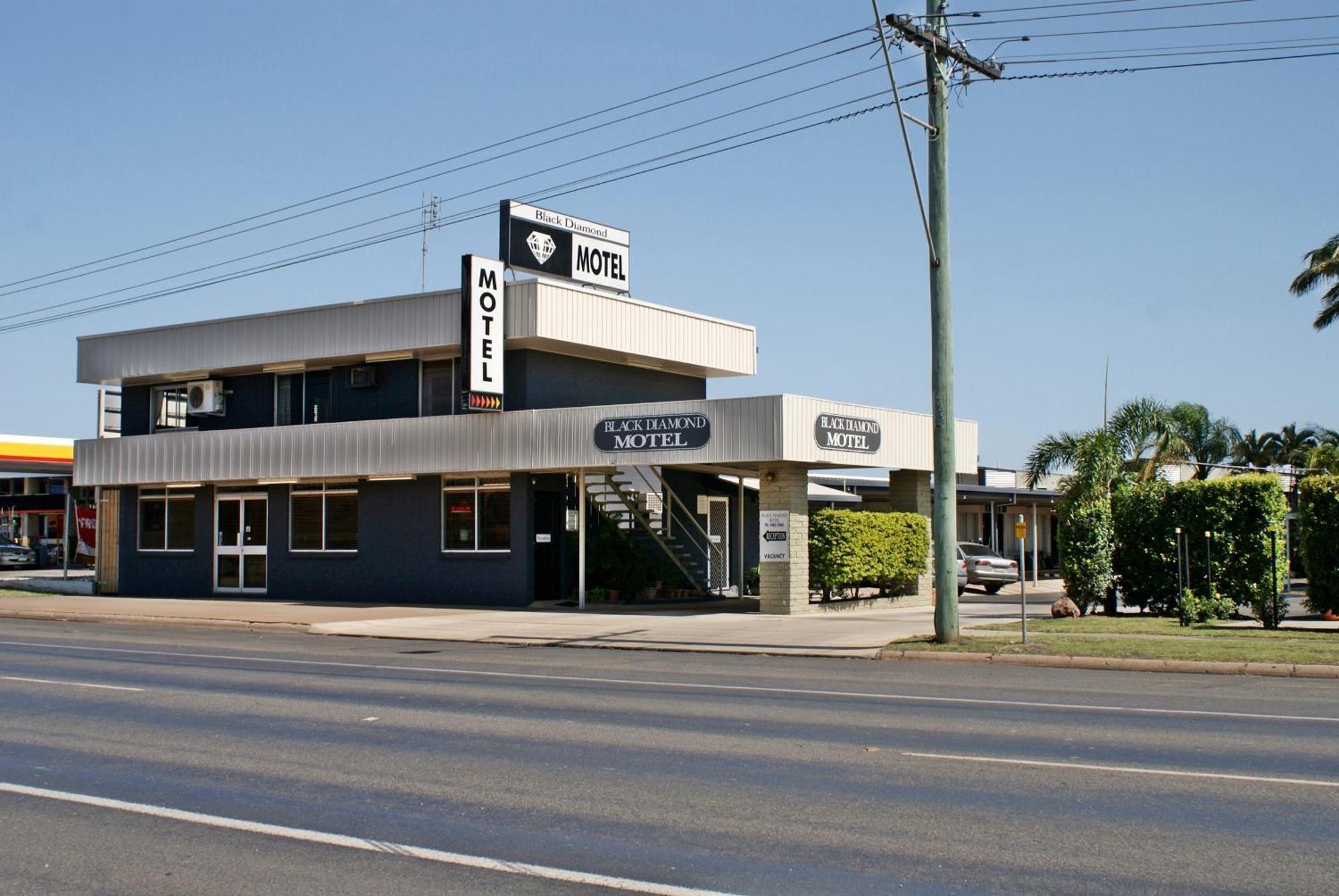 Black Diamond Motel Blackwater Esterno foto