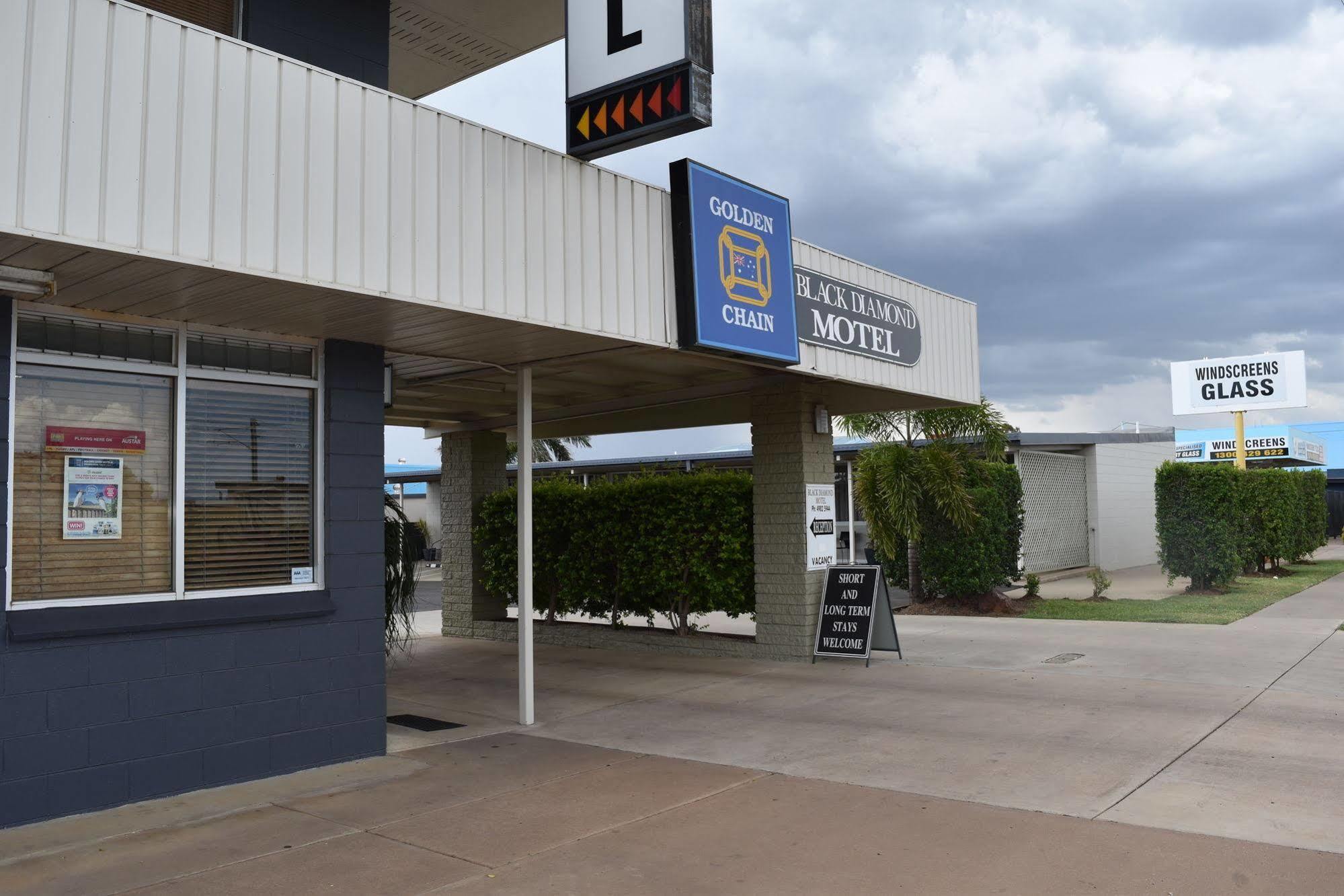Black Diamond Motel Blackwater Esterno foto
