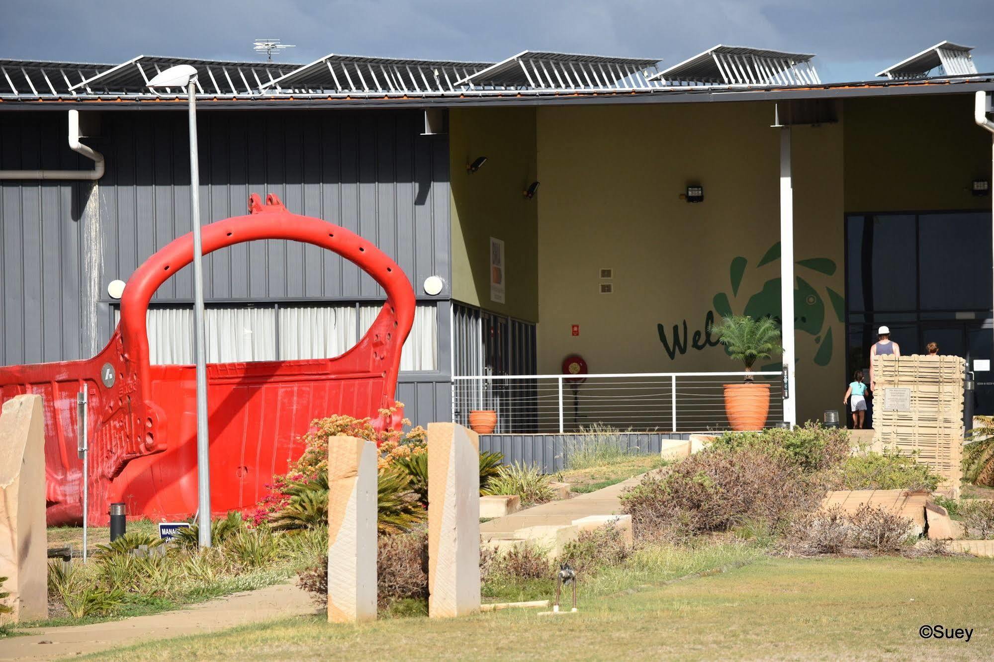 Black Diamond Motel Blackwater Esterno foto