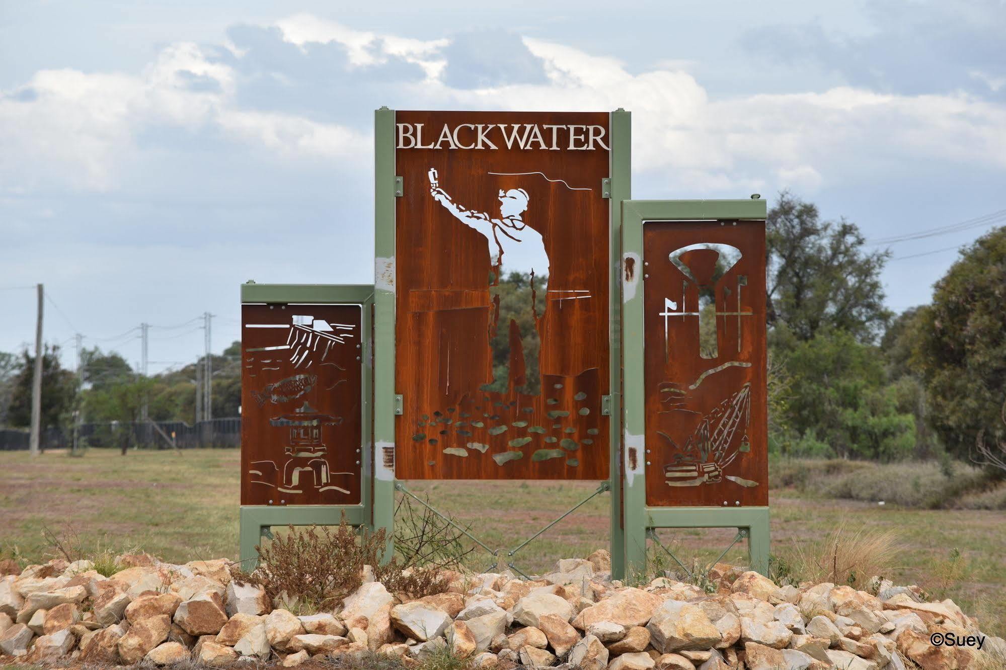 Black Diamond Motel Blackwater Esterno foto