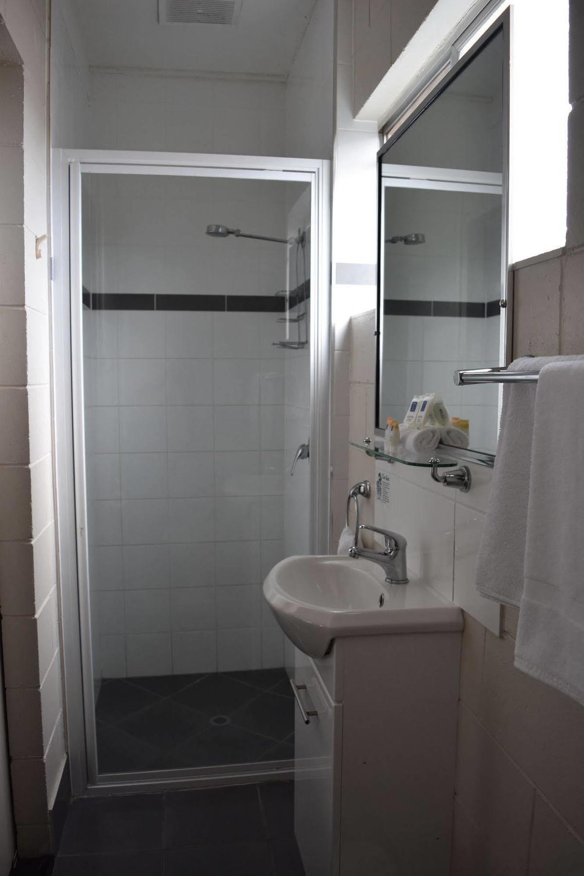 Black Diamond Motel Blackwater Esterno foto